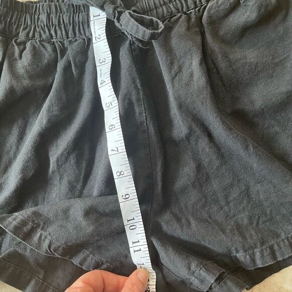 💋3/$30 Cotton On black shorts with pockets size 4 - Picture 5 of 6